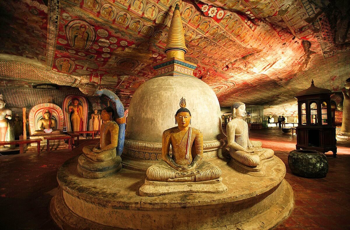 Discover Buddhism in Sri Lanka